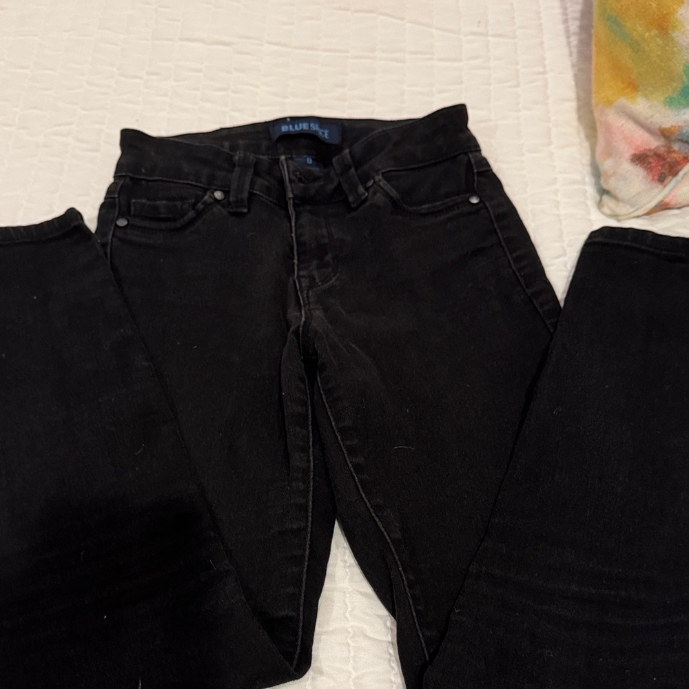 Women's Black Skinny Jeans